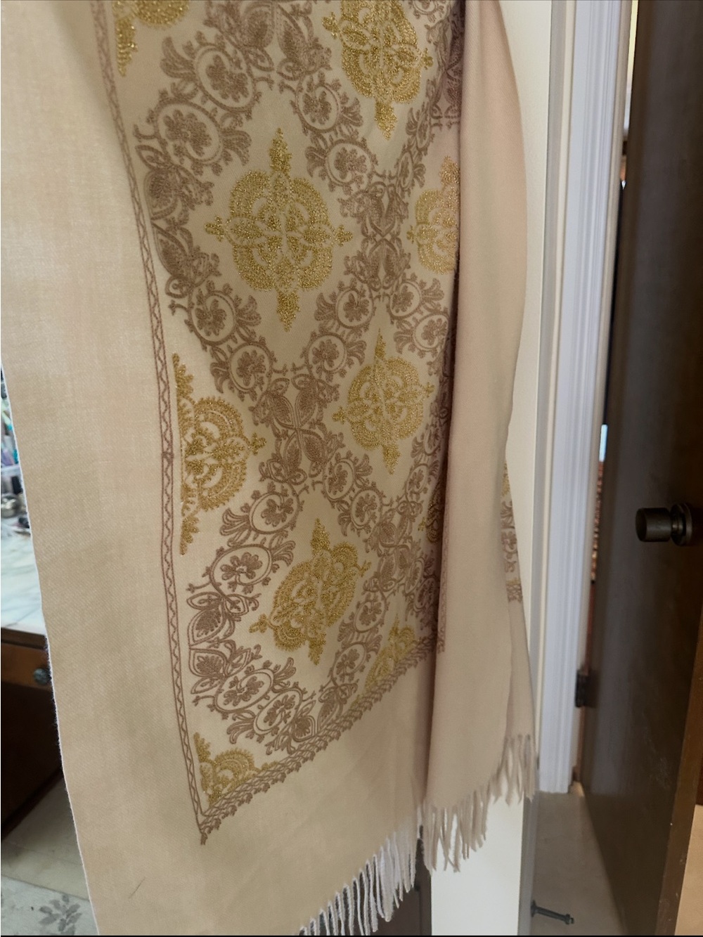 Cashmere shawl